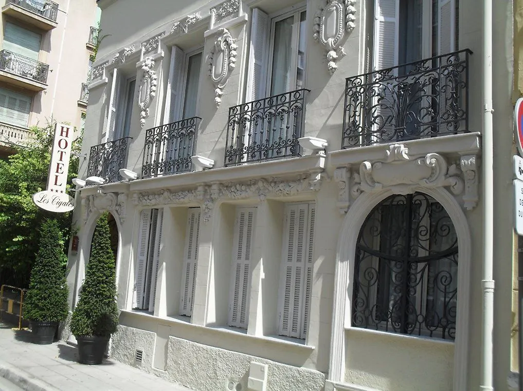 Hotel Les Cigales Niza 3*,