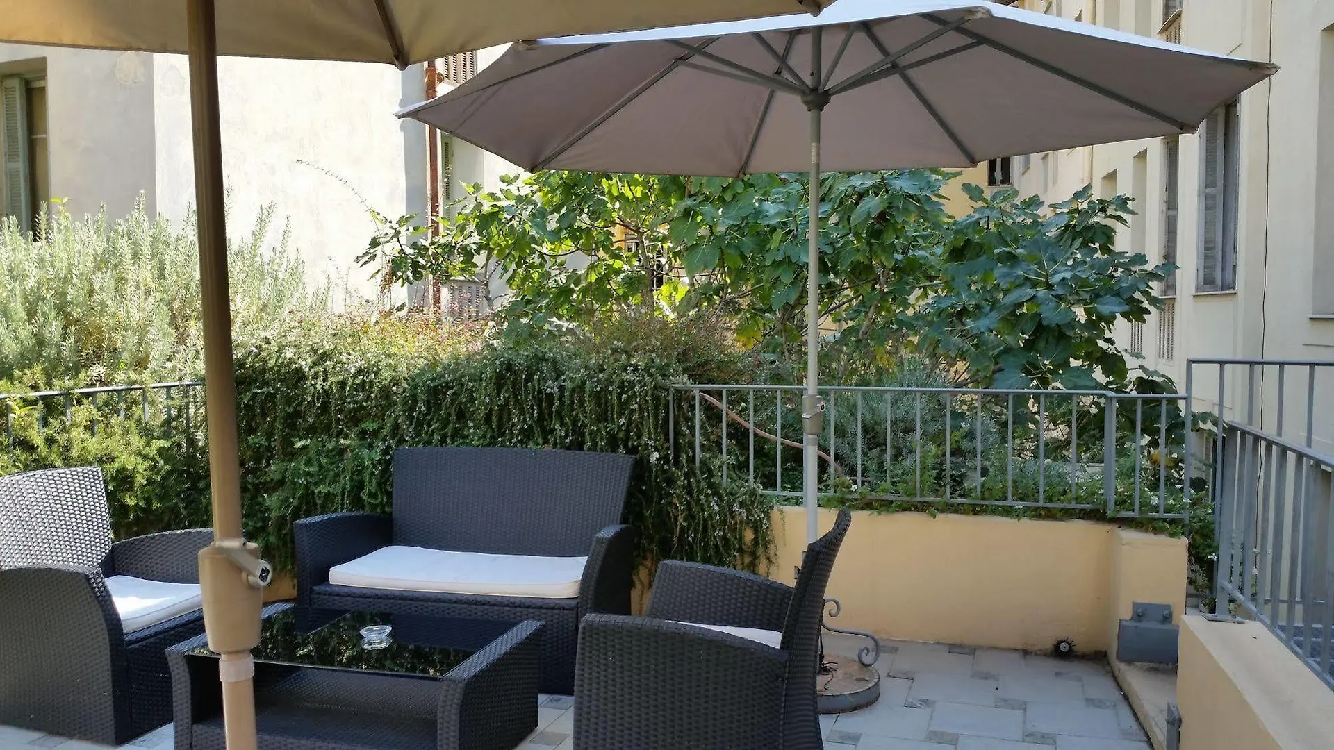 Hotel Les Cigales Niza
